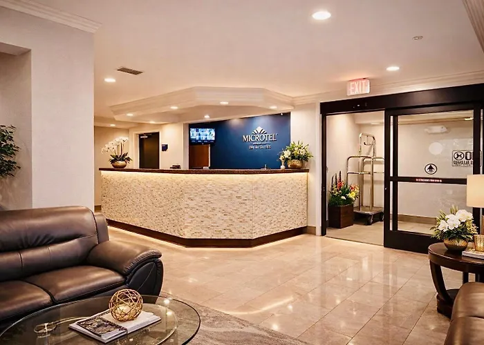 Family Hotel: Microtel Inn By Wyndham - Murfreesboro